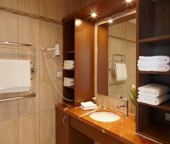 Froejel Resort & Spa Ngoại thất bức ảnh